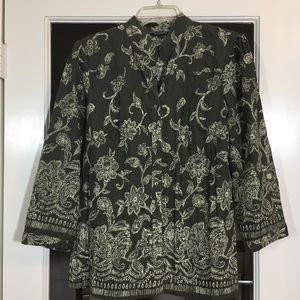 AUTOGRAPH New York Floral Print Olive Top Sz L